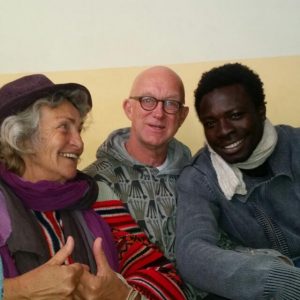 Lesbos-Oscar-Papa-Poku-Kerkdienst